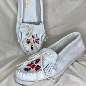 MINNETONKA MOCCASIN 🦅